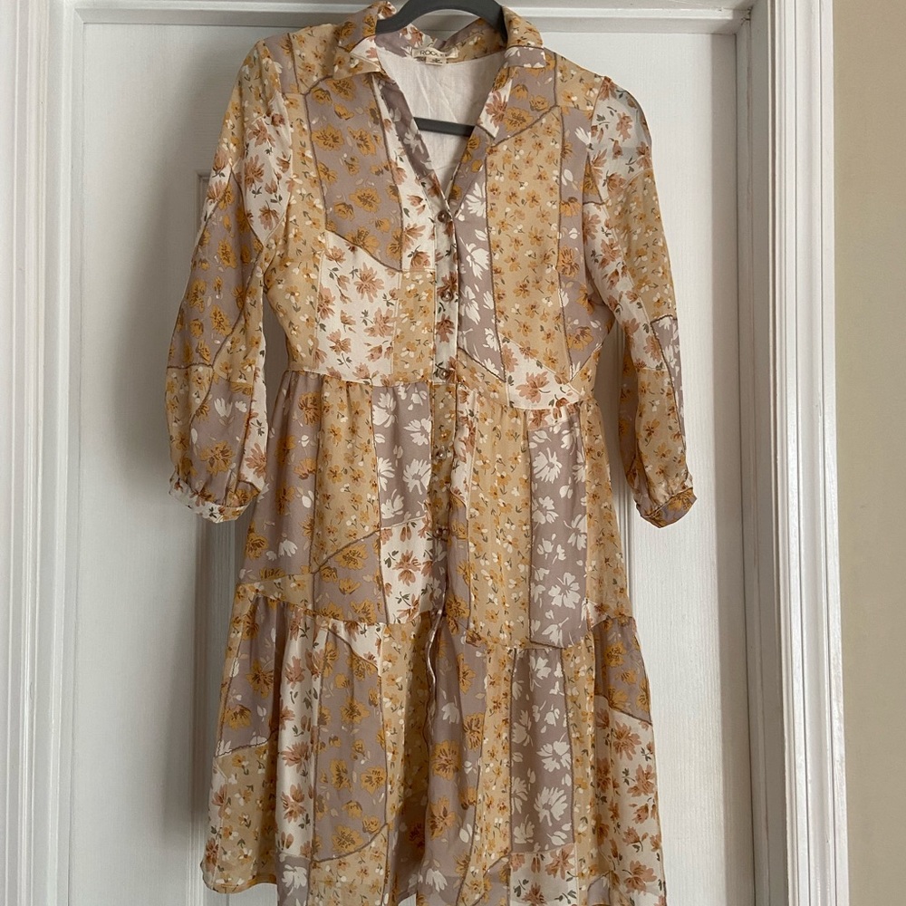 Roolee mini dress. Real buttons. 3/4 sleeve